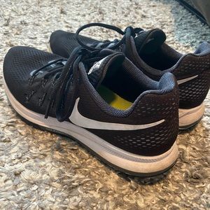 Mens Nike Zoom Pegasus 33 Shoes